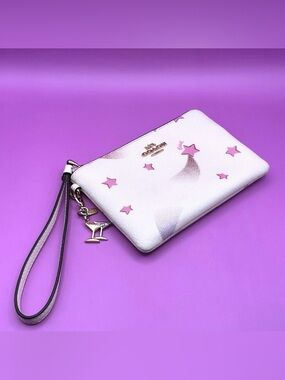 Coach Corner Zip Wristlet White Pink Shooting Star Celestial Martini Charm